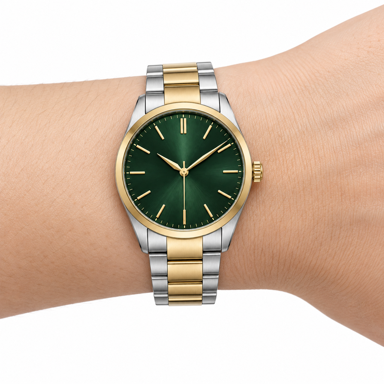 36mm グリーンダイヤル ツートーンステンレス 自動巻きウォッチ W0915-04 着用イメージ